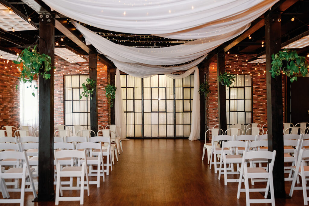 wedding ceremony indoor at Trellis 925